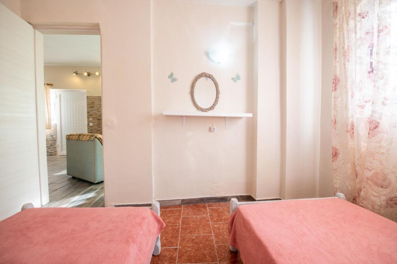 Villa Stelios Stone House Sinarades Kouramádes Esterno foto