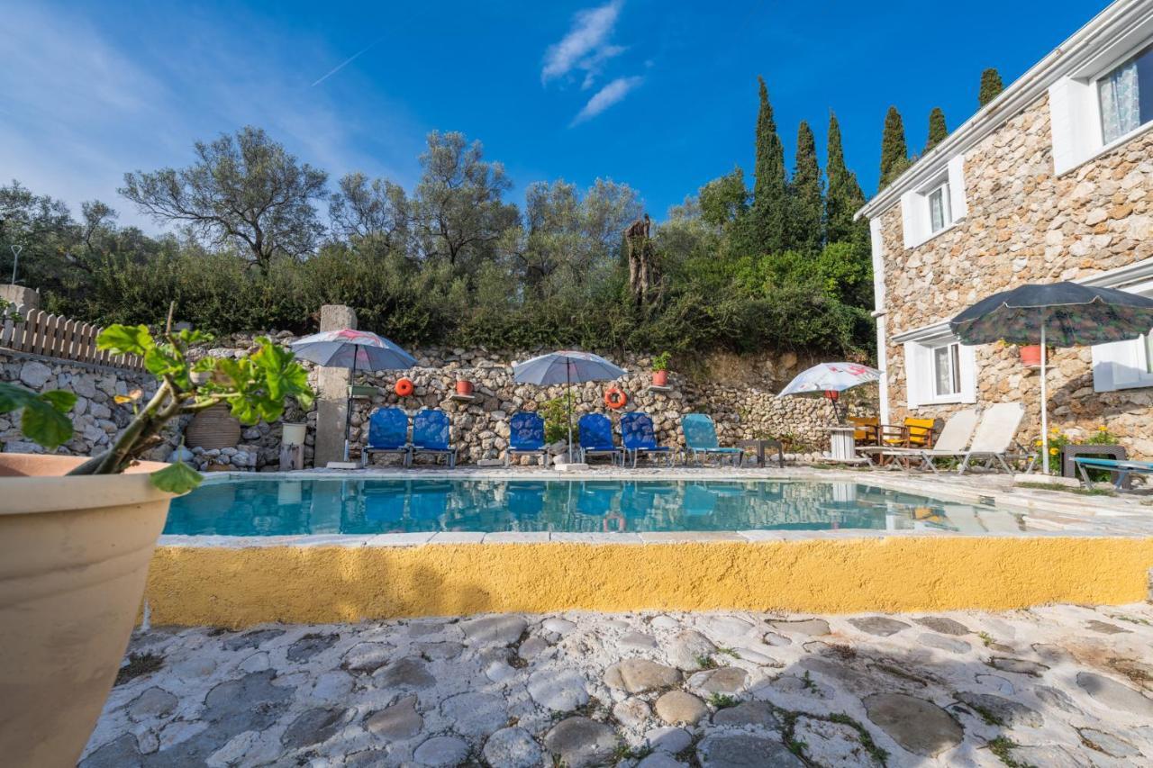 Villa Stelios Stone House Sinarades Kouramádes Esterno foto